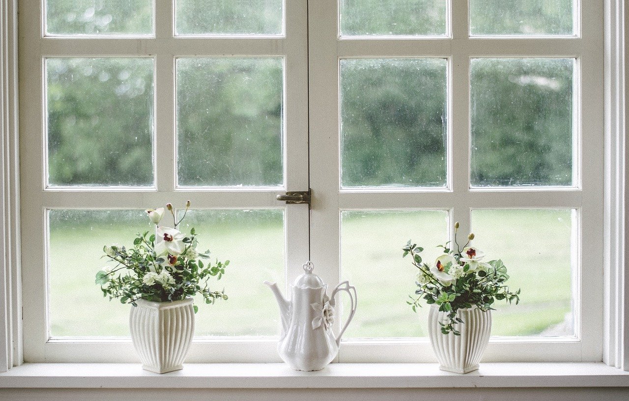 5 wskazówek, dzięki którym dekoracja okien będzie łatwa i efektywna